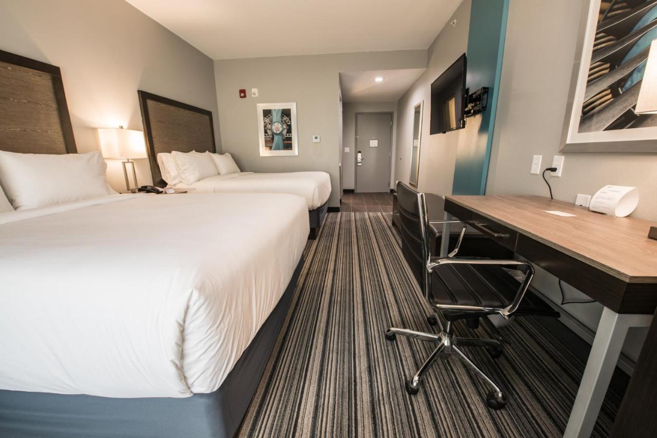 Holiday Express & - Hobby Airport Area By Ihg 3*